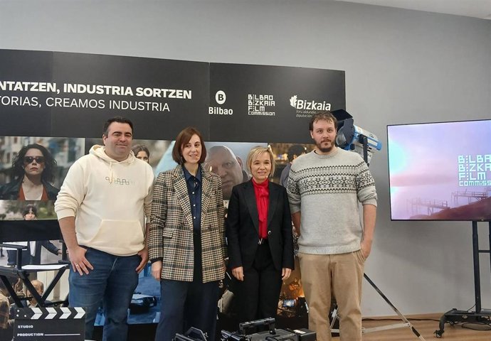 Presentación del balance de la Bilbao Bizkaia Film Commission, con la diputada de Promoción Económica de Bizkaia, Ainara Basurko, y la concejal de Desarrollo Económico, Comercio, Turismo y Empleo de Bilbao, Kontxi Claver.
