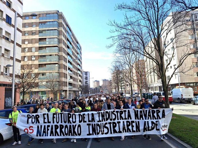 Manifestación en Pamplona en defensa del futuro de la industria en Navarra.