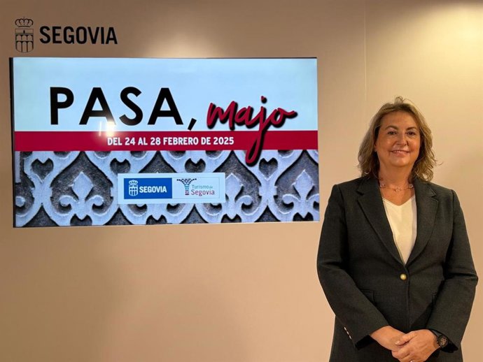 La concejala de Turismo de Segovia, May Escobar, presenta la campaña 'Pasa, majo'.