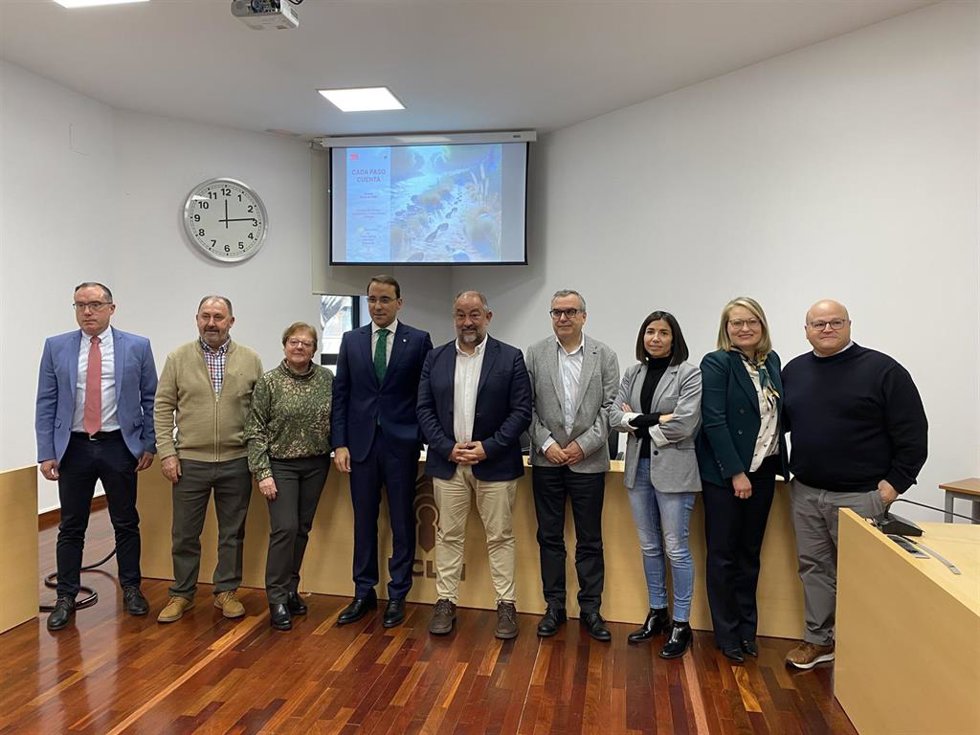 Presentación del proyecto 'Cada paso cuenta' para ayudar a la reconstrucción del restaurante 'El Búho de Letur'.