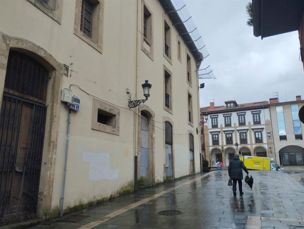 Avilés