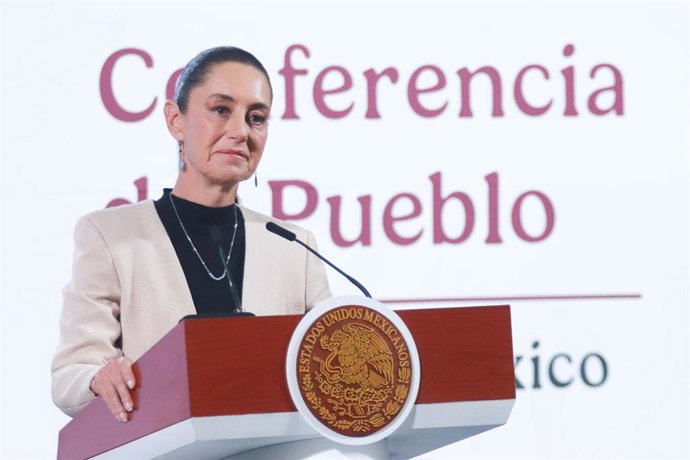 12 de fevereiro de 2025, Cidade do México, Cdmx, México: A presidente do México, Claudia Sheinbaum Pardo, falando durante uma conferência informativa sobre o plano de trabalho da Mexican Petroleum (PEMEX) de 2025 a 2030, bem como a nomeação de Terrence Co