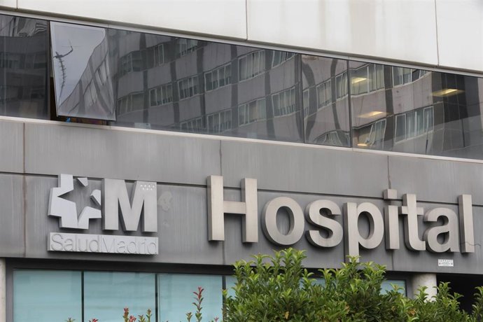 Archivo - Fachada del Hospital de La Paz, en Madrid (España)