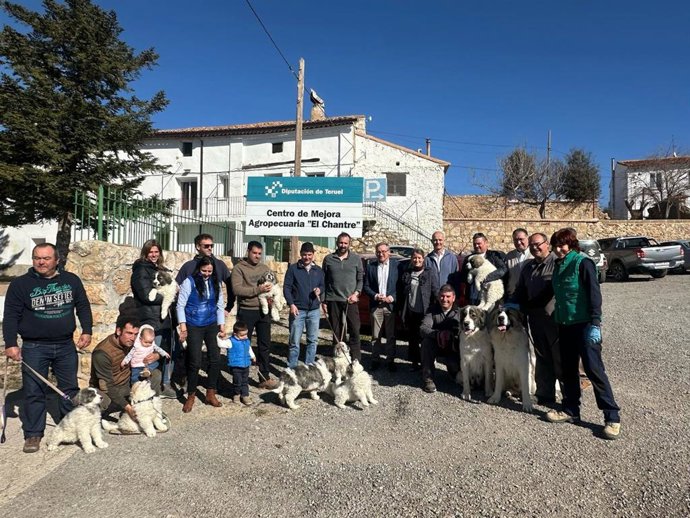 Instalaciones de la Masía El Chantre, donde se puso en marcha el programa de cría del mastín del Pirineo.