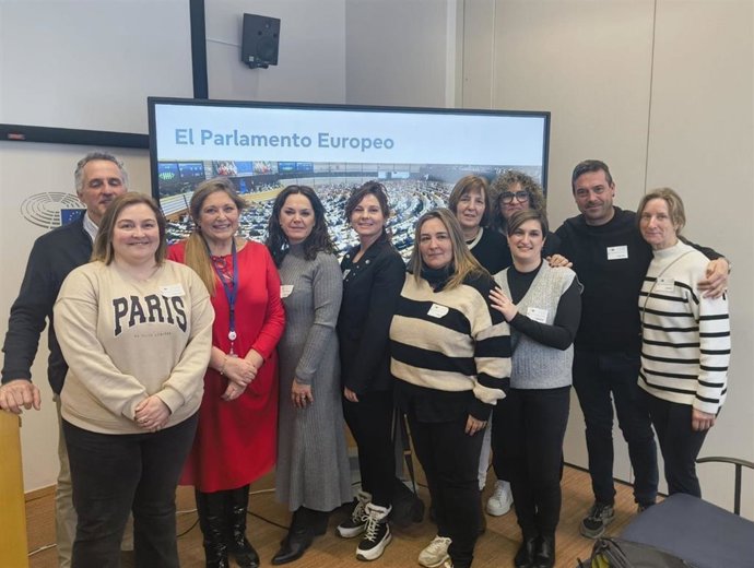 Un grupo de navarretanos conoce de primera mano el Parlamento Europeo y su influencia en La Rioja