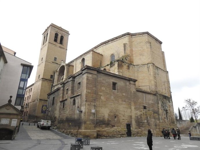 Ecologistas en Acción ofrece propuestas para la Colonia de Avión Común y Vencejo Real