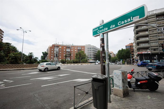 Archivo - Señal indicativa en Plaza de Conde de Casal
