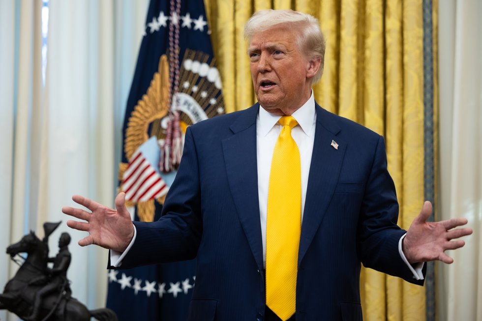 February 21, 2025, Washington, District Of Columbia, USA: United States President Donald Trump speaks in the Oval Office of the White House in Washington, DC, US, Friday, February 21, 2025,Image: 967341904, License: Rights-managed, Restrictions: , Model 