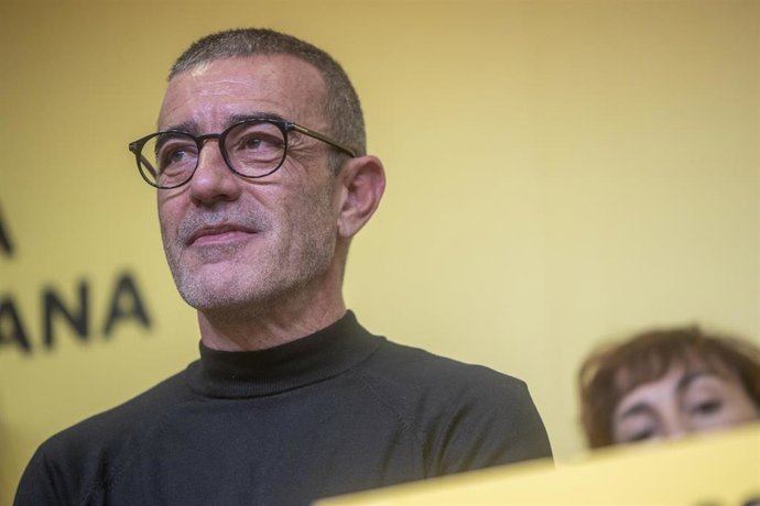 Archivo - Xavier Godàs durante la votación de la segunda vuelta del 30 Congreso Nacional de ERC, a 14 de diciembre de 2024, en Barcelona, Catalunya (España).