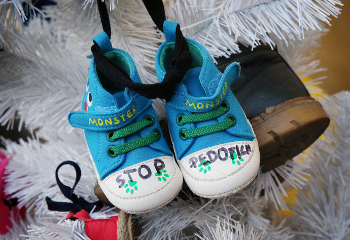 Manifestación contra la pederastia en el Iglesia