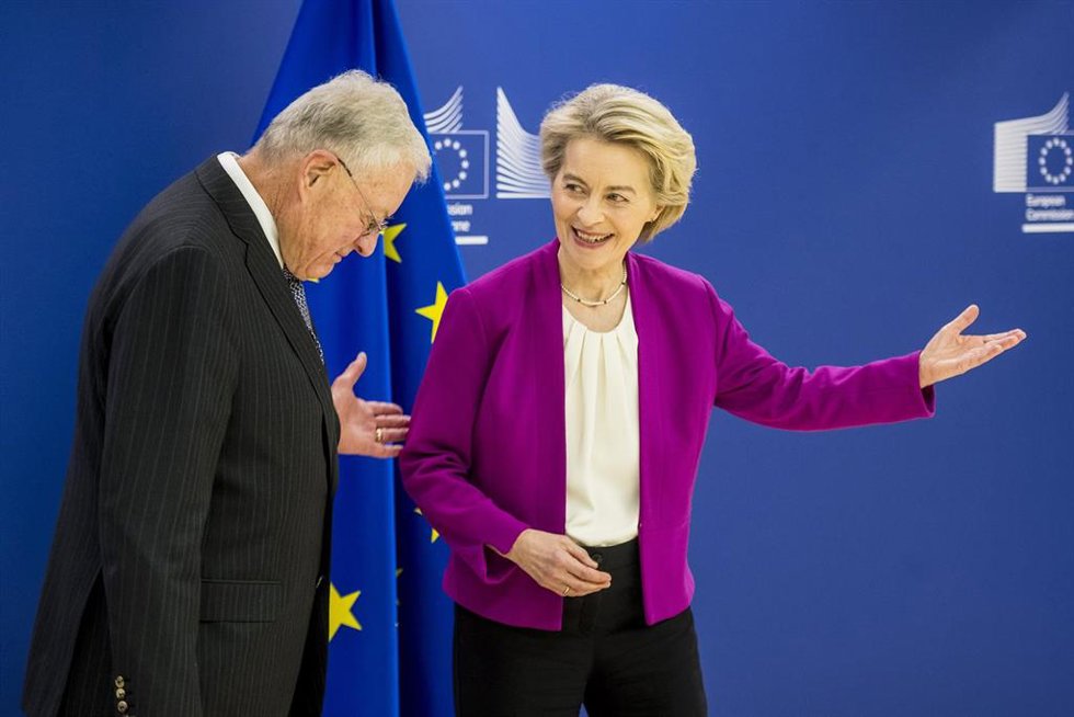  La presidenta de la Comisión Europea, Ursula von der Leyen, recibe en Bruselas al enviado de EEUU para UCrania, Keith Kellogg 