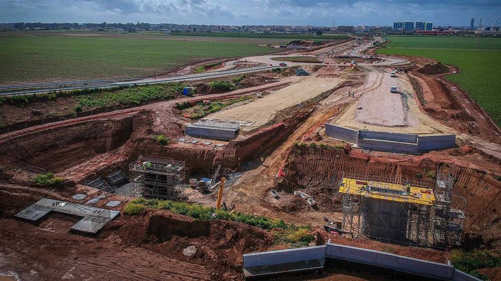 Obras de Lantania en el ramal técnico de la Línea 3 del Metro de Sevilla