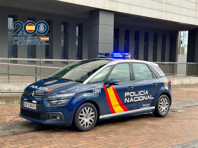 Archivo - Vehículo de la Policía Nacional. 