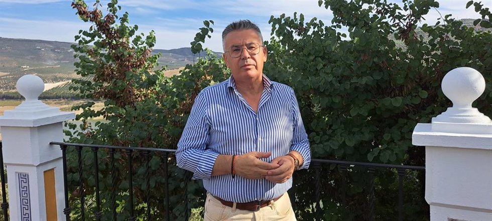 El alcalde de Iznájar, el socialista Lope Ruiz.