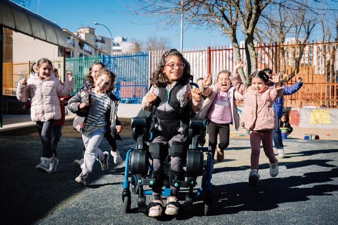 Exoesqueleto 'Explorer', promovido pela Marsi Bionics, CSIC e os Hospitais Universitários La Paz, 12 de Octubre, Niño Jesús e Gregorio Marañón.