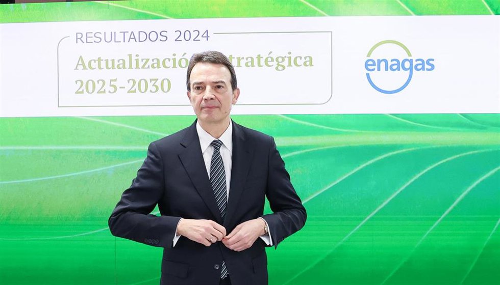 El Consejero Delegado de Enagás, Arturo Gonzalo, durante una rueda de prensa, en la sede de Enagás, a 18 de febrero de 2025, en Madrid (España). Enagás registró unas pérdidas de 299,3 millones de euros en 2024, frente a las ganancias de 342,5 millones d