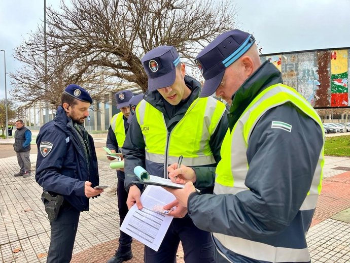 Imagen de agentes de la policía local