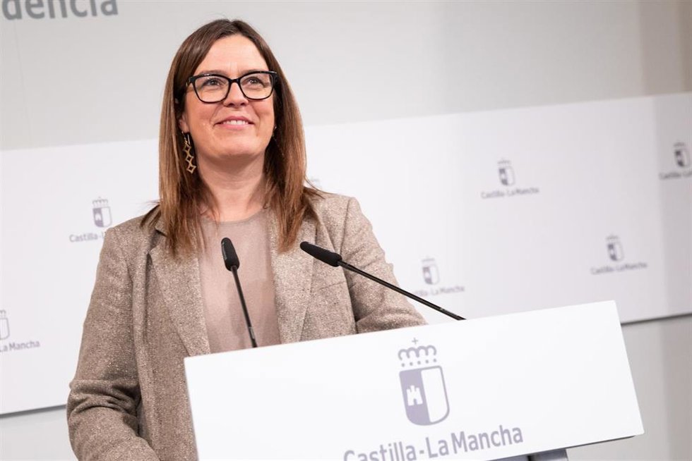 La consejera Portavoz del Gobierno regional, Esther Padilla, comparece en rueda de prensa para informar sobre los acuerdos adoptados por el Consejo de Gobierno. En el Palacio de Fuensalida