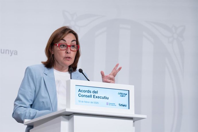 La portavoz del Govern de la Generalitat, Silvia Paneque, ofrece una rueda de prensa, a 18 de febrero de 2025, en Barcelona (España). La consellera de Territorio, Vivienda y Transición Ecológica de la Generalitat, Sílvia Paneque, ha augurado que "en unos 