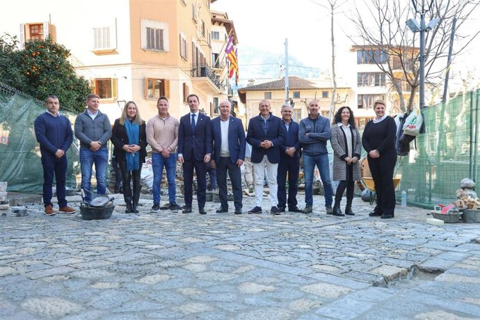 El presidente del Consell de Mallorca, Llorenç Galmés, durante su visita a Sóller.