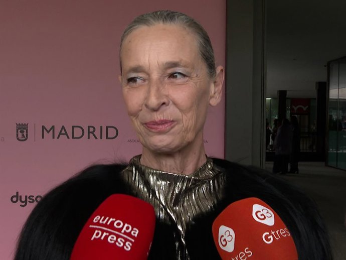 Paola Dominguín desvela cómo afronta Miguel Bosé su regreso a los escenarios