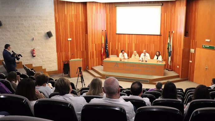 Presentación de la nueva Unidad de Investigación Clínica del Hospital Juan Ramón Jiménez.