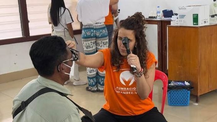 Archivo - Arquivo - A Fundação Fernández-Vega oferece atendimento oftalmológico a mais de 400 pessoas no Camboja