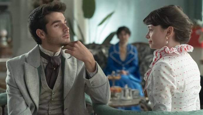 Primeras imágenes de Manual para señoritas, la nueva serie de época de Netflix, que ya tiene fecha de estreno