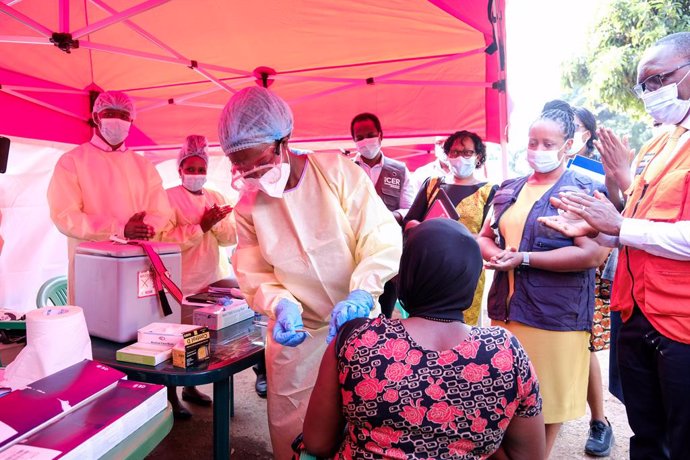 KAMPALA, Feb. 3, 2025  -- A health worker prepares to administer a trial dose of ebola vaccine during a vaccination campaign at Mulago National Referral Hospital in Kampala, Uganda, on Feb. 3, 2025. Uganda launched a vaccination campaign on Monday to stop