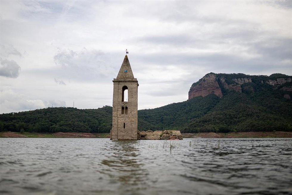 Imagen de archivo - El pantano de Sau, a 22 de junio de 2024, en Vilanova de Sau, Barcelona, Catalunya (España). 