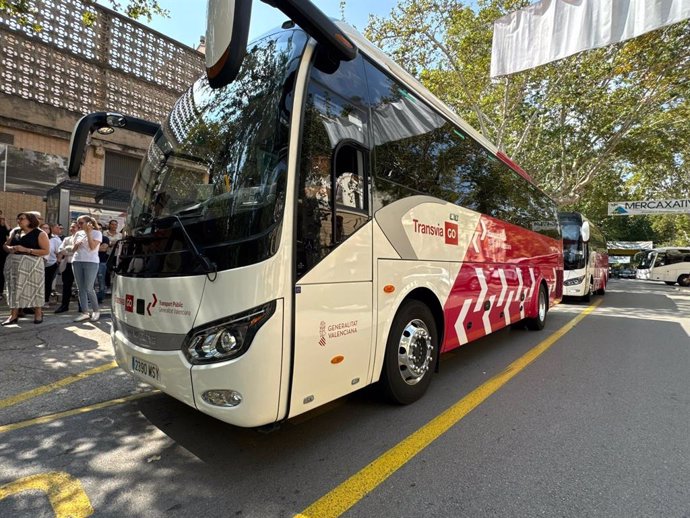 Archivo - Arxiu - Línia de bus substitutiva de la L1 de Metrovalencia per a connectar municipis de la Ribera Alta