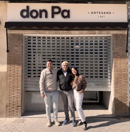 Don Pa Artesans vuelve a abrir uno de sus negocios tras la dana.