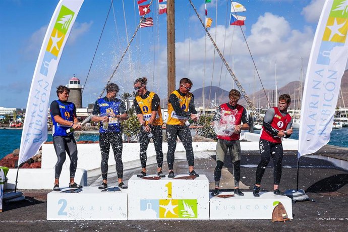 Los polacos Buksak y Glogowski, campeones de 49er de la Lanzarote International Regatta