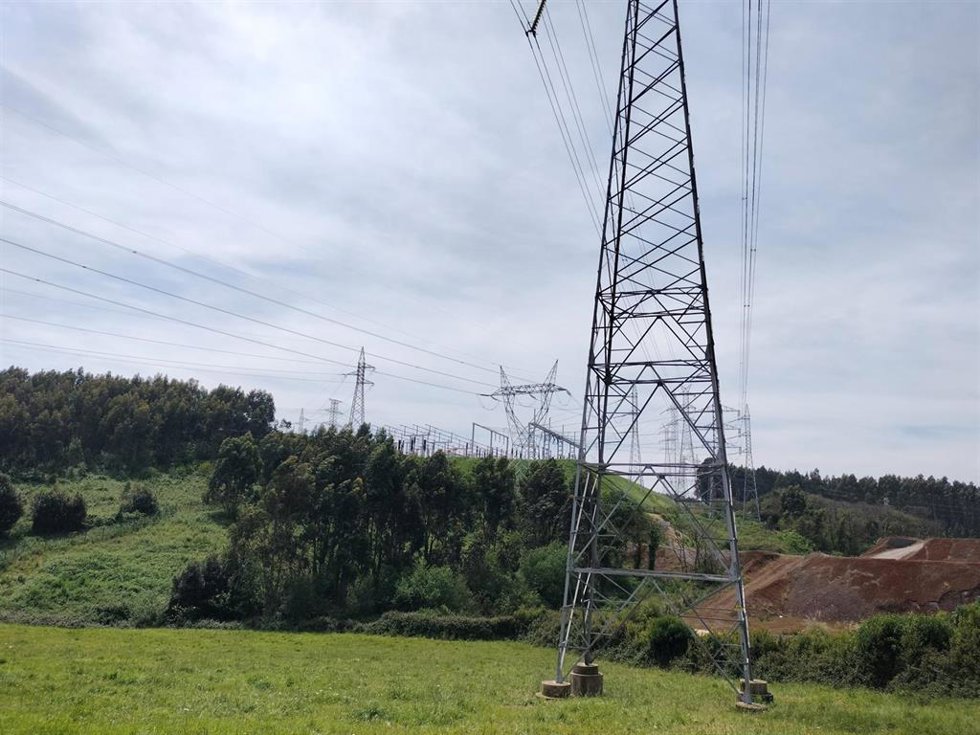 Líneas de alta tensión en Asturias.