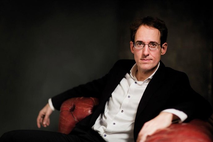 El director Pablo González.