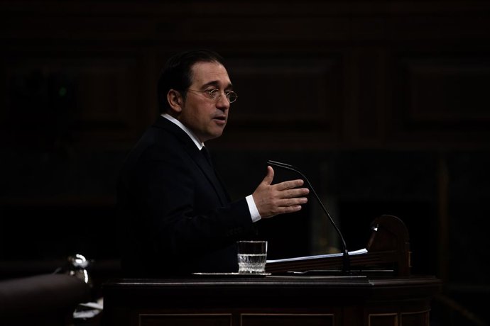 Archivo - El ministro de Asuntos Exteriores, Unión Europea y Cooperación, José Manuel Albares, interviene durante una sesión plenaria, en el Congreso de los Diputados, a 28 de noviembre de 2024, en Madrid (España). Durante el pleno, han hablado de la rela