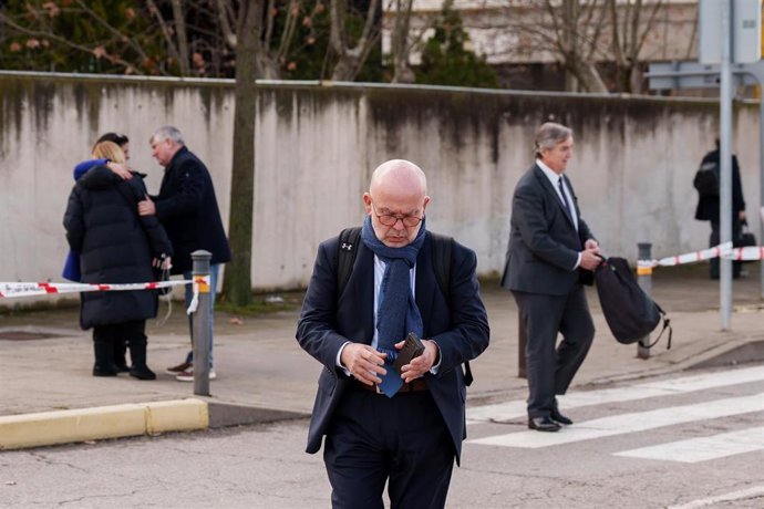 El abogado Gonzalo Boye a su salida de la Audiencia Nacional, a 12 de febrero de 2025, en San Fernando, Madrid (España). En esta nueva sesión del juicio, en el que la Sección Tercera de la Sala de lo Penal juzga a Sito Miñanco y también al abogado Gonzalo