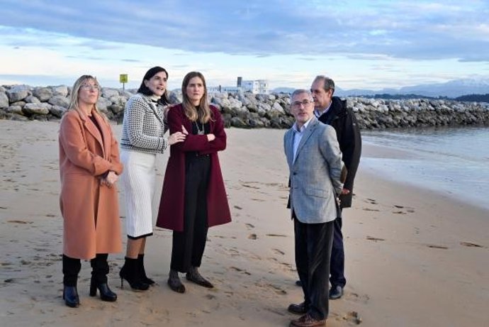 La alcaldesa de Santander, Gema Igual, junto a la ministra de Transición Ecológica y Reto Demográfico, Sara Aagesen. Foto de archivo
