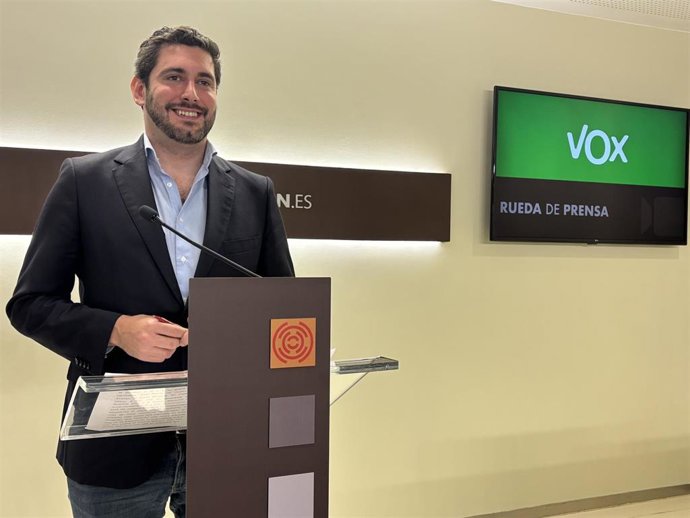 El portavoz de VOX en las Cortes de Aragón, Alejandro Nolasco.