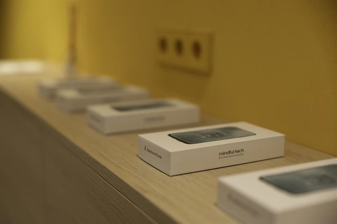 Parlem y Balance Phone lanzan una campaña para reducir 3 horas el uso de pantallas entre jóvenes