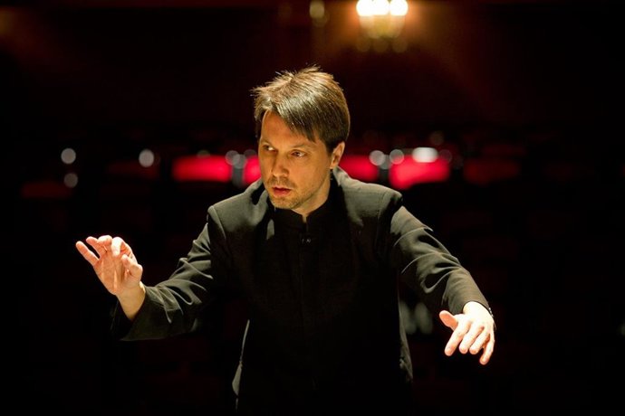 Roberto Forés Veses será el director titular y artístico de la Orquesta de Extremadura