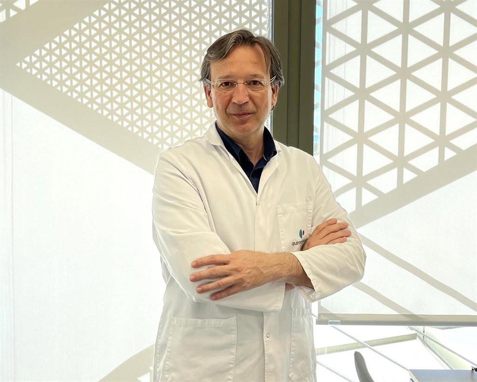 El especialista de la Unidad de Medicina Capilar del Hospital Quirónsalud Córdoba, el doctor Enrique González Blanco.