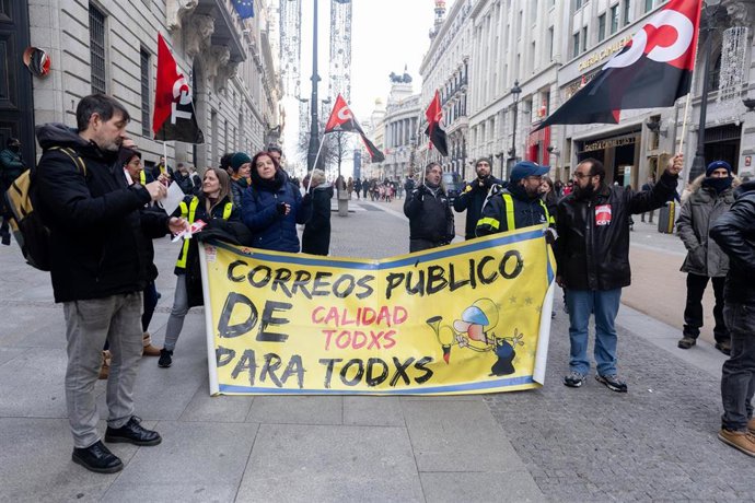 Archivo - Movilizaciones de CGT en Correos