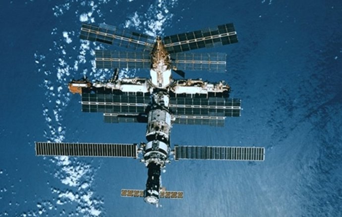 Imagem da Estação Espacial Mir