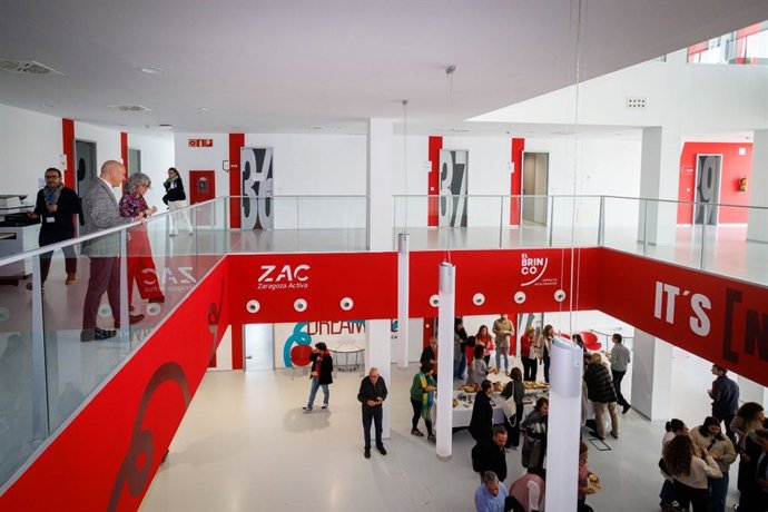 El Ayuntamiento refuerza su apoyo a los emprendedores de Zaragoza con 36 nuevos espacios de trabajo en Etopia