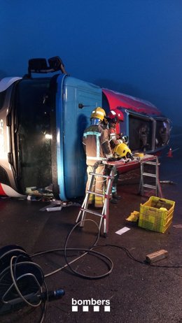 Imatge del camió accidentat a Gurb (Barcelona)