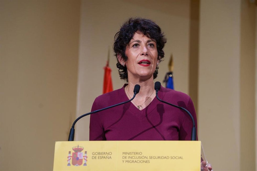 La ministra de Inclusión, Seguridad Social y Migraciones, Elma Saiz. 