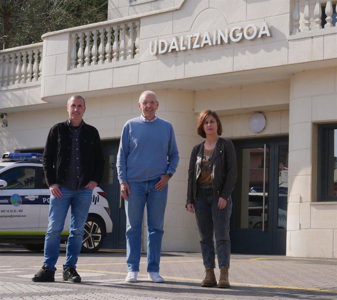 Los alcaldes de Getaria, Zumaia y Azpeitia, Haritz Alberdi, Iñaki Ostolaza y Nagore Alkorta