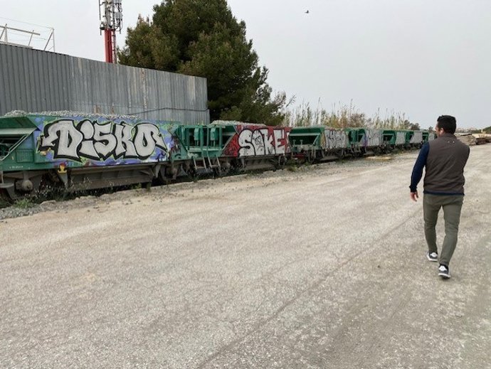 Pintadas vandálicas en Elche (Alicante).