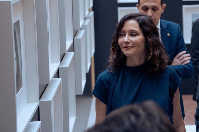 La presidenta de la Comunidad de Madrid, Isabel Díaz Ayuso, durante el pregón de la Semana Santa de Valladolid, en la Real Casa de Correos, a 18 de febrero de 2025, en Madrid (España).